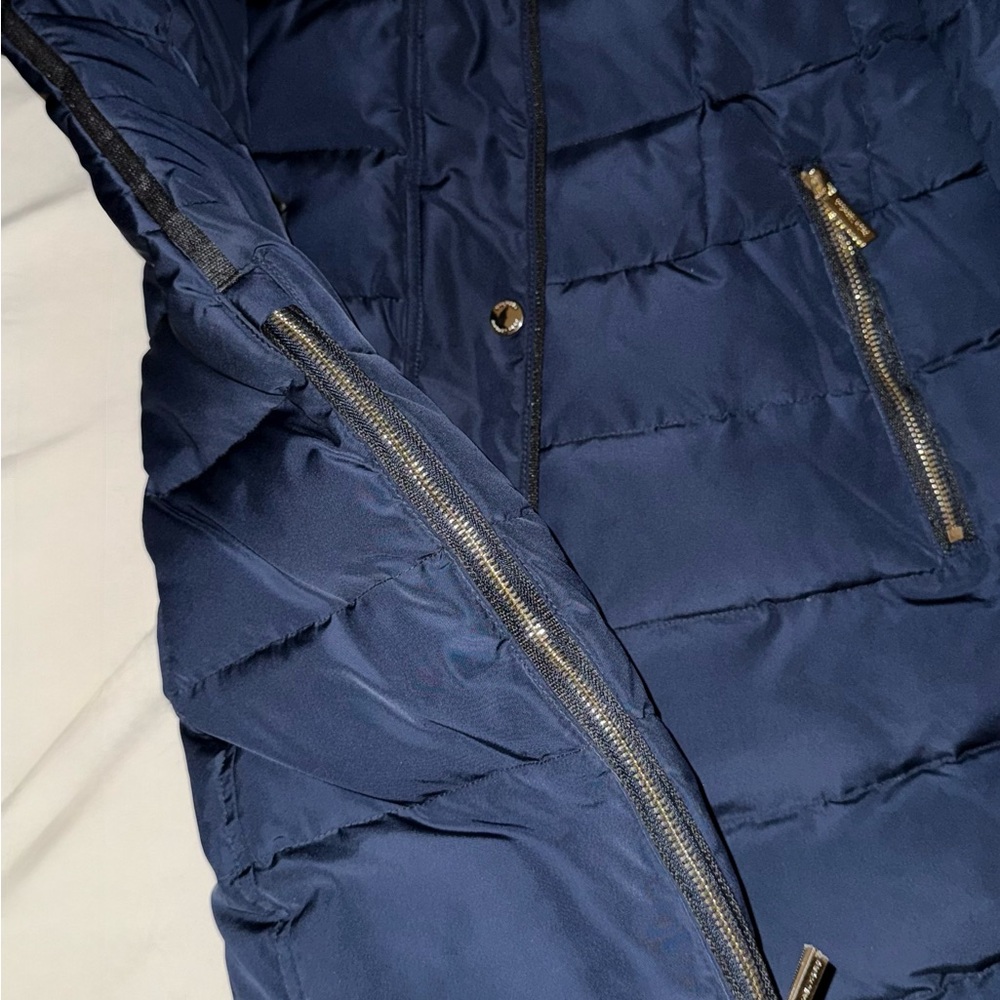MICHAEL Michael Kors Navy Puffer Jacket with Faux Fur - Picture 3 of 5